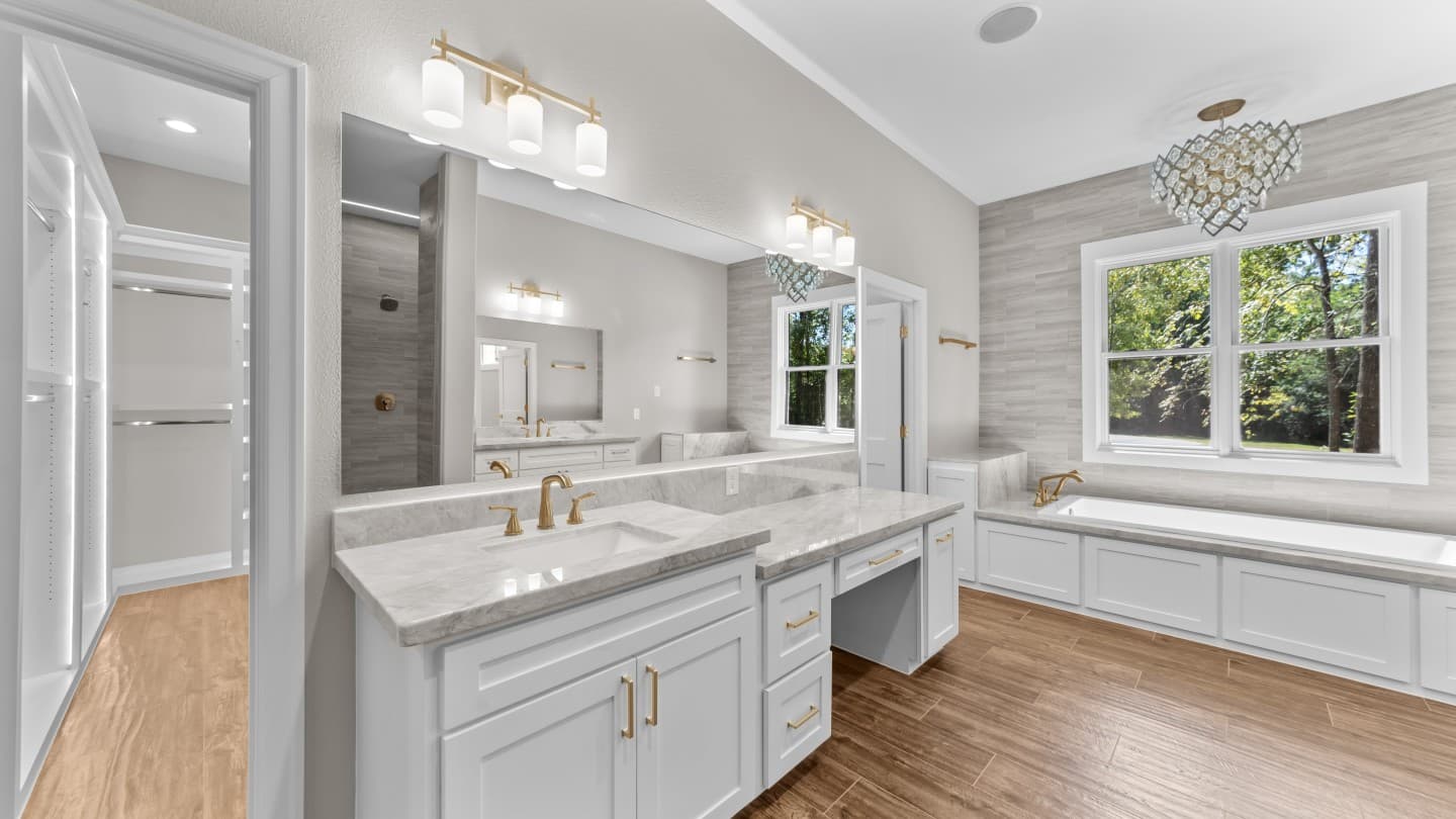 Luxury master suite addition