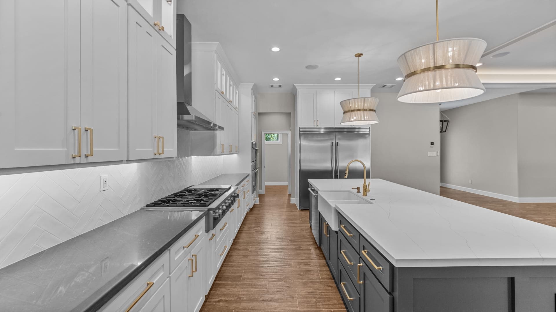 Luxury custom home kitchen