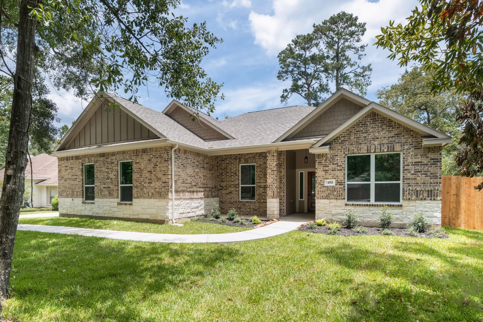Custom home construction by Vanguard Builders