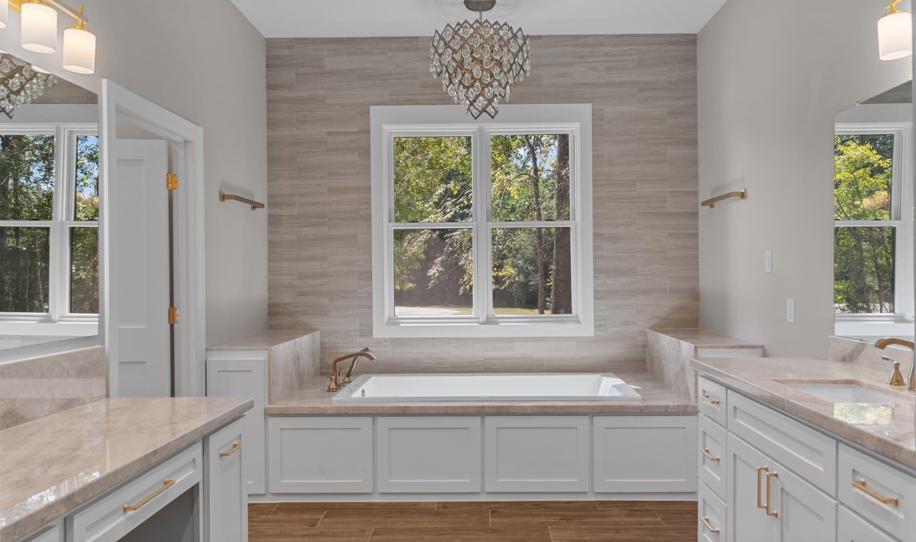 Custom luxury home construction